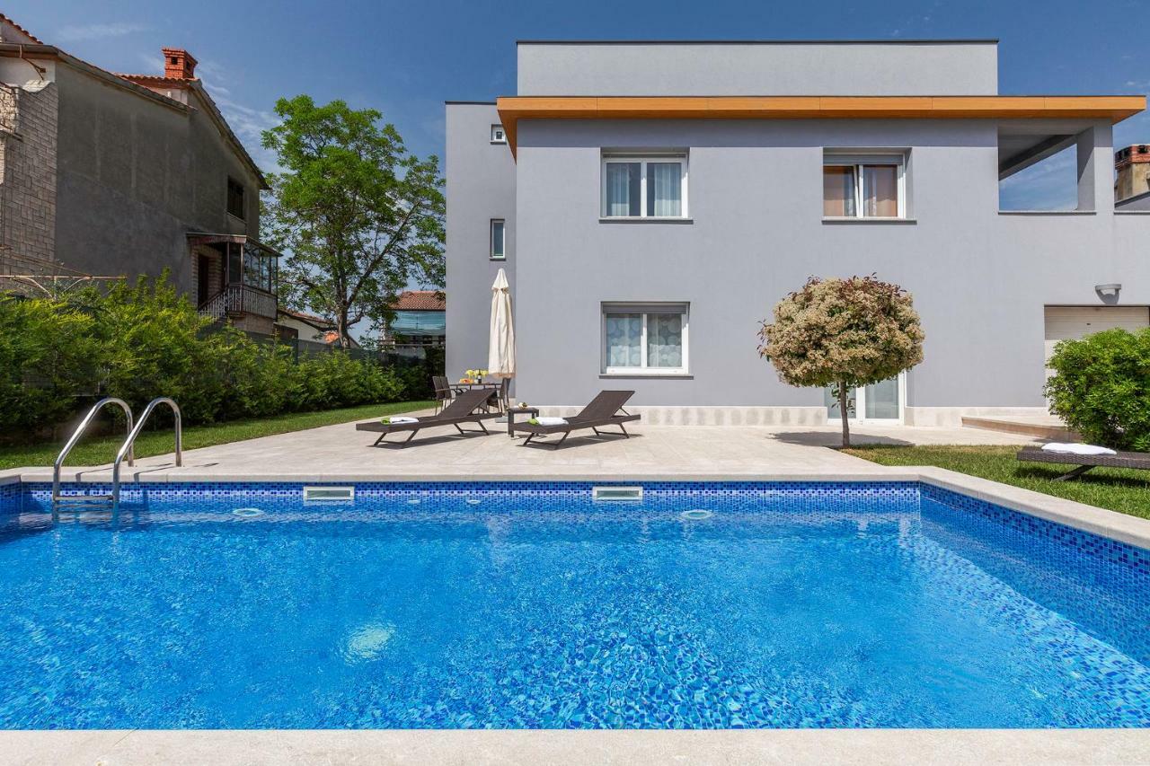 Villa Isabella Pula Exterior foto